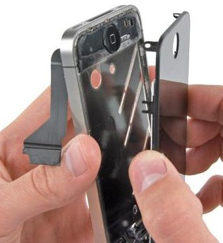 поменять стекло на iPhone 5