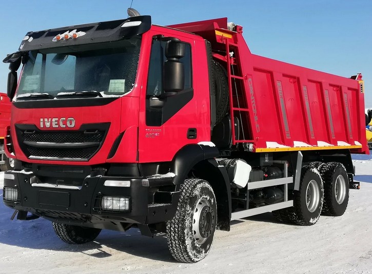 грузовики Iveco Trakker