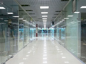 межкомнатные стеклянные перегородки